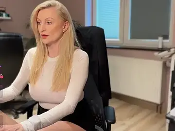 Stripchat Sex Cam of legsLONG