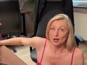 Stripchat Sex Chat of legsLONG
