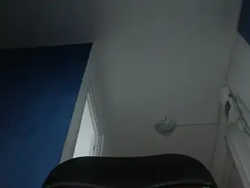 Stripchat Sex Cam of alex_blu