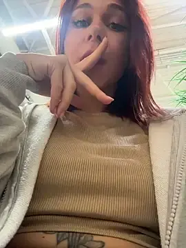 Stripchat Sex Cam of RosieSecret