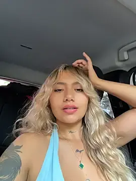 Stripchat Nude Webcam of amanda-medrano1