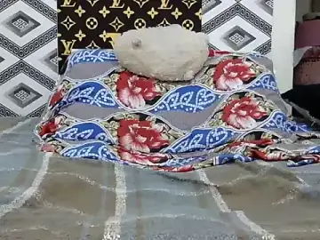 Stripchat Live Sex Cam of SPRING_CHICKEN