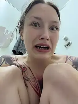 Stripchat Sex Cam of EliteBitch