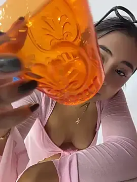 Stripchat Live Sex of MelodyRey__