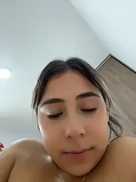 Stripchat Live Sex of MelodyRey__