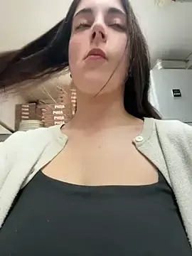 Stripchat Live Sex Cam of sexymelli18