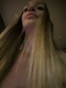 Stripchat Sex Chat of BelleLouiseVp