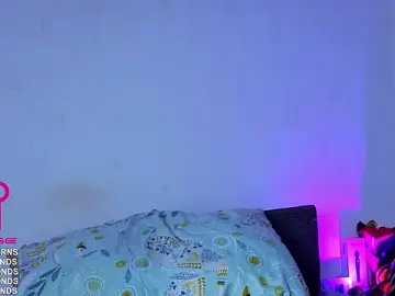 Stripchat Free Porn Cam of Tyra_Privacy