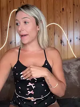 Stripchat Private Sex Chat of petrouchkaaa_