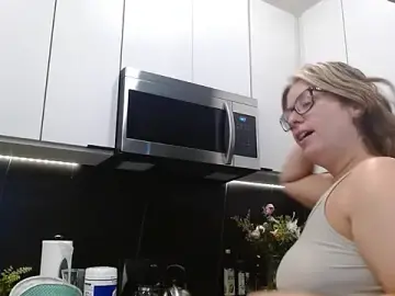 Stripchat Private Sex Chat of HazelSkyesChat
