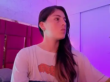 Stripchat Free Live Porn of moon_winy