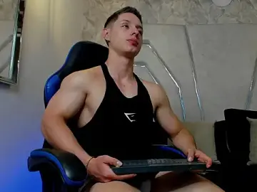 Stripchat Adult Webcams of MAXTHOMSON