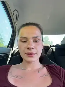 Stripchat Adult Webcam of MiraReach