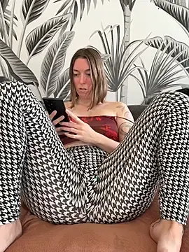 Stripchat Live Porn of Daisy_Michto_Officiel