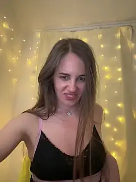 Stripchat Live Sex Cam of LucieMack