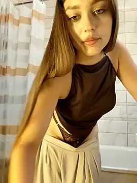 Stripchat Best Webcam of caressyourself