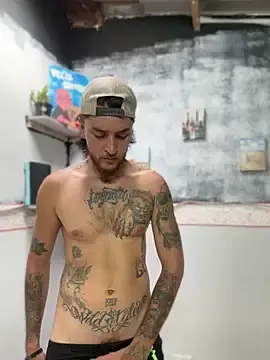 Stripchat Nude Webcam of raymon616