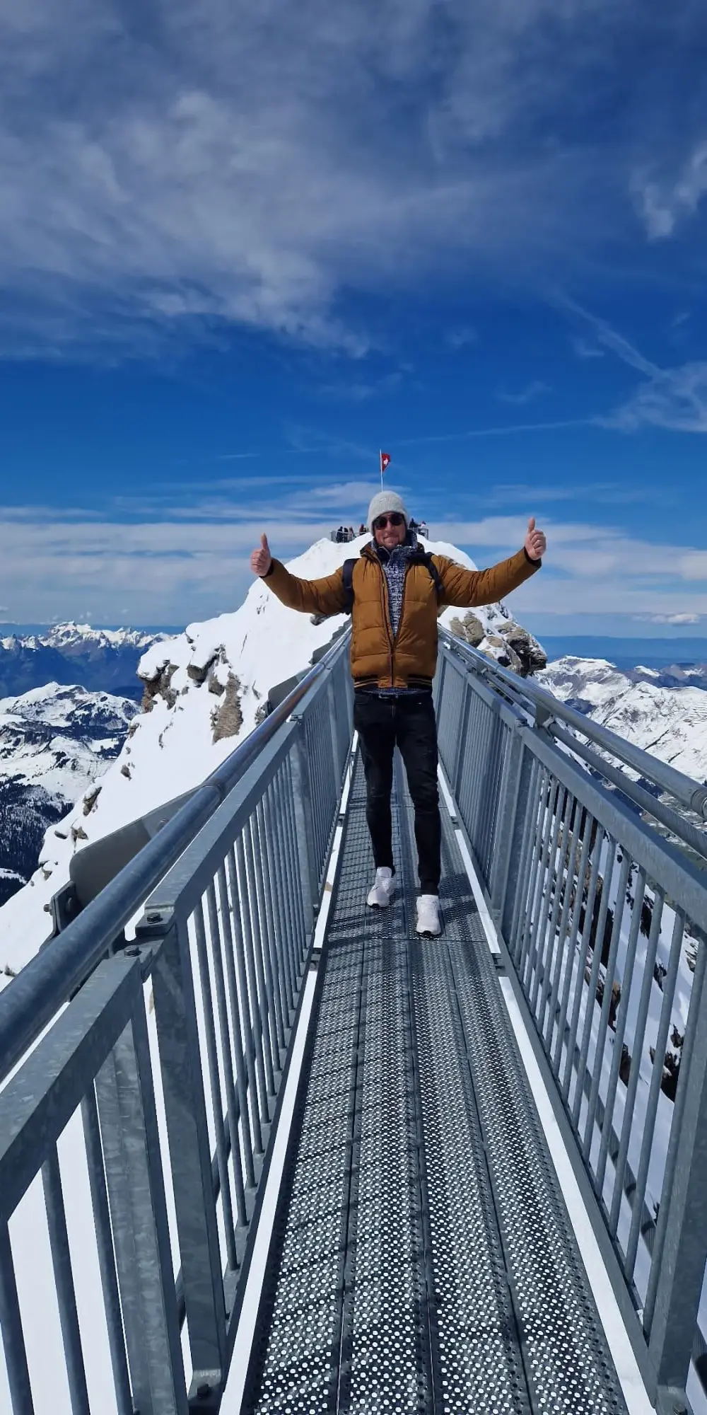 Ostry83