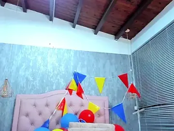 Stripchat Best live sex cam show of naomidibello