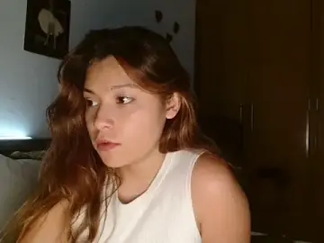 Stripchat Sex Cam of 3littles