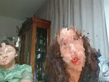 Stripchat Free Porn Cam of 3littles