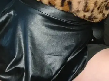 Stripchat Free Porn Cam of 3littles