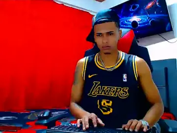 Stripchat Sex Cam of cristian_tayron1