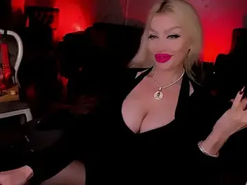 Stripchat Free Porn Cam of FinDomGod