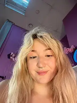 Stripchat Free Porn Cam of Rimmahottes