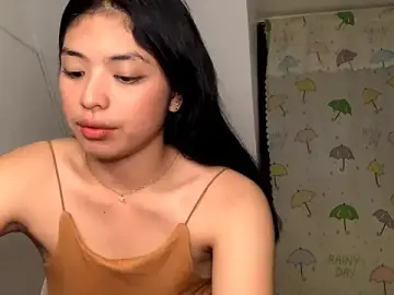 Stripchat Live Sex Cam of Hazelanne