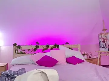 Stripchat Live Sex Cam of Liann_Stark