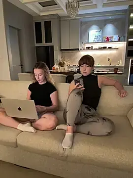 Stripchat Adult Webcams of Nura_n_Sarah