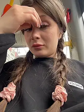 Stripchat Live Sex Cam of Pink_Kiss