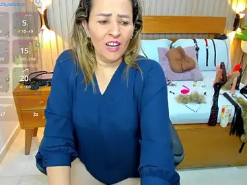 Stripchat Best live sex cam show of luciana_ballesteros_