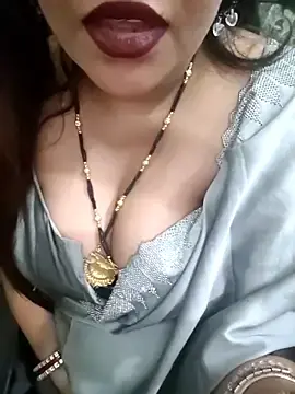 Stripchat Best Webcam of Mayuri77