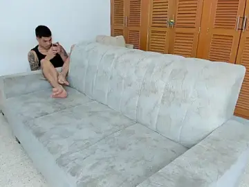 Stripchat Sex Cam of brutal_sex_room2