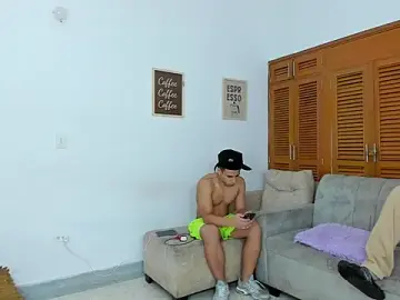 Stripchat Live Sex of brutal_sex_room2