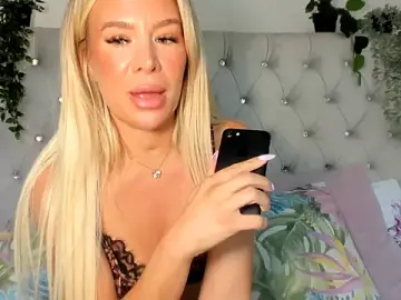 Stripchat Best Webcam of Alexia-Lee