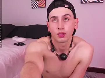 Stripchat Free Porn Cam of mathewconelly