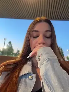 Stripchat Live Sex of CrystalClean