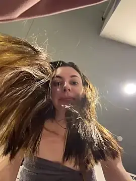 Stripchat Live Sex Cam of CrystalClean
