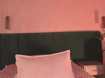 Stripchat Sex Cam of Giselle_royy