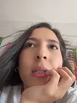 Stripchat Sex Chat of LittleDoll___