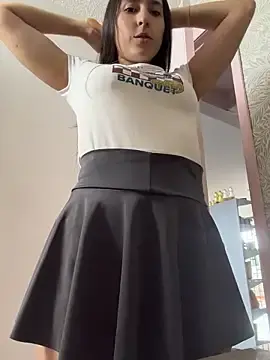 Stripchat Free Porn Cam of LittleDoll___