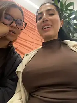 Stripchat Live Sex of _Nina_1