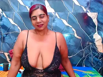 Stripchat Live Sex of indianerotica69