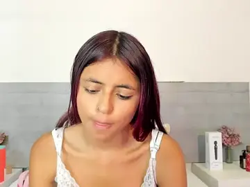 Stripchat Watch Live Sex Cams of sunnyWhitee