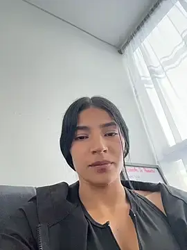 Stripchat Live Sex of Ema_Rose_