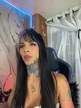 Stripchat Free Porn Cam of Dafne_kee