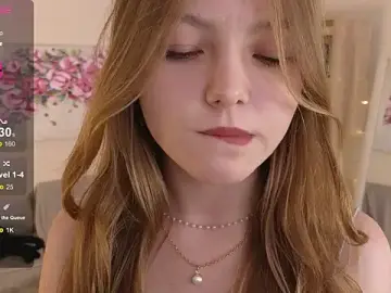 Stripchat Live Sex Cam of Sue_Sanders